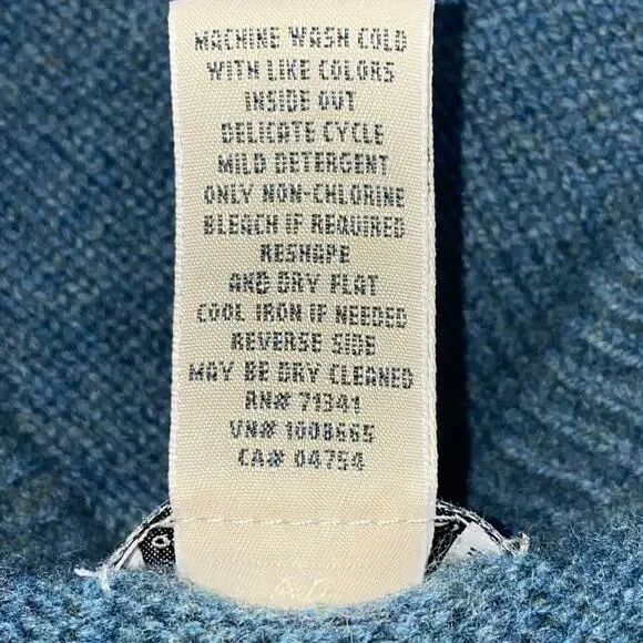 LL Bean Size M Reg Sweater Teal 100% Lambswool Pullover V Neck Winter Holiday